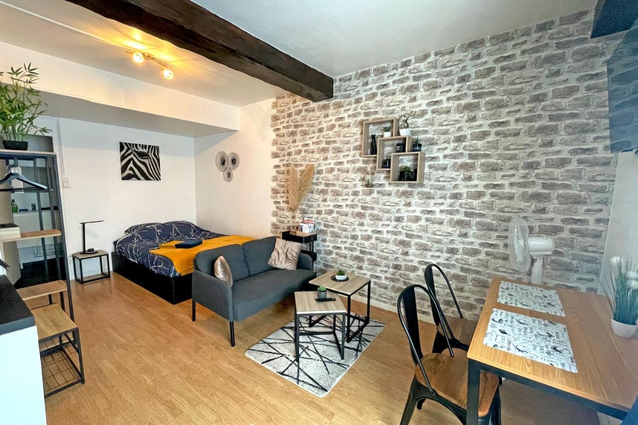 Cosy - 50m Du Loing - Hyper-centre Apartment